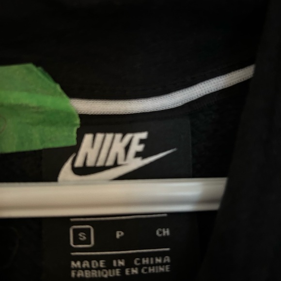Nike Black Graphic Sweatshirt Hoodie - Picture 3 of 5